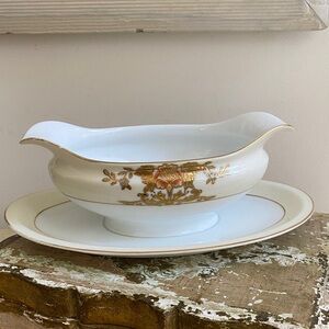 Vintage NORITAKE M 42200 Gravy Boat